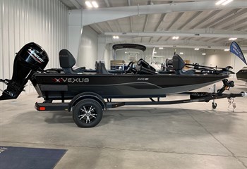 2023 Vexus AVX 181 Black/Gray Boat